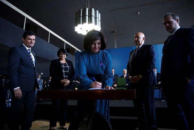 Ministério da Justiça e outros órgãos firmam pacto para combater violência contra mulheres